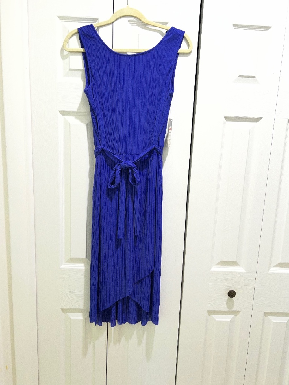 Purple sleeveless summer dress